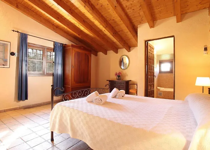 Charmante In Der Naehe Von Cala San Vicente By Interhome *