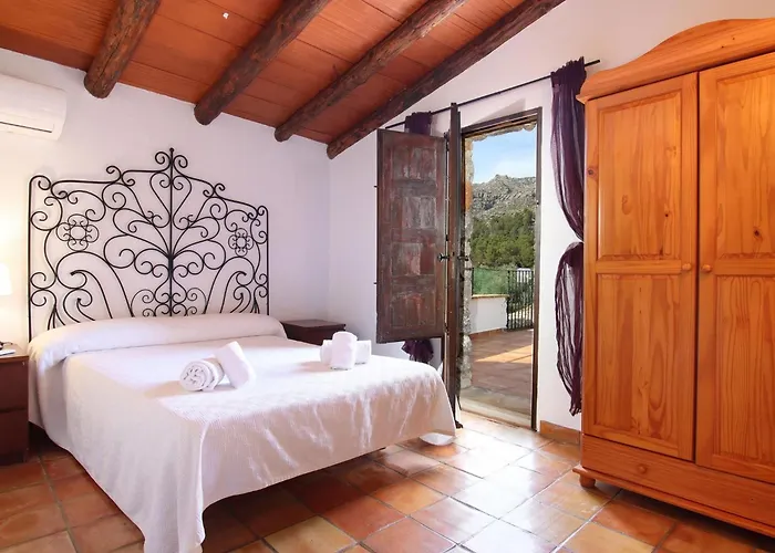 Charmante In Der Naehe Von Cala San Vicente By Interhome *