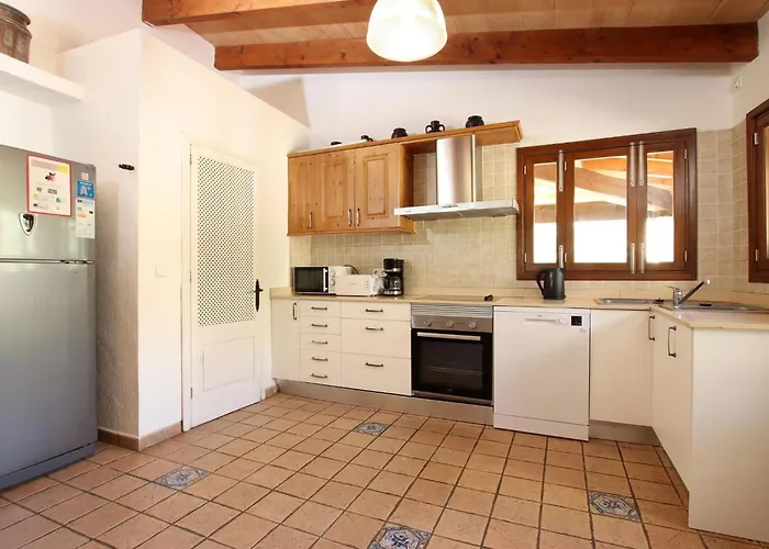 Сasa de vacaciones Charmante In Der Naehe Von Cala San Vicente By Interhome